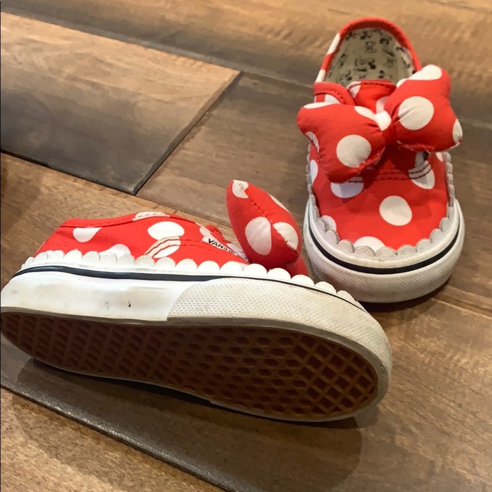 Mickey Vans 6 toddler